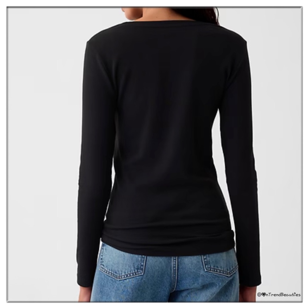 Everyday Long Sleeve Black Crewneck Top - Picture 2 of 7